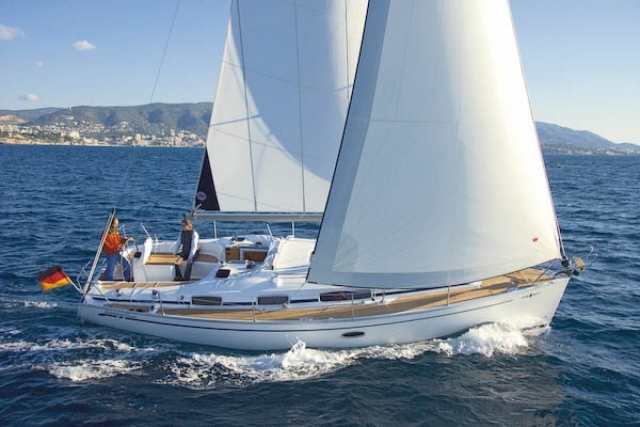 Barco de vela por Barcelona