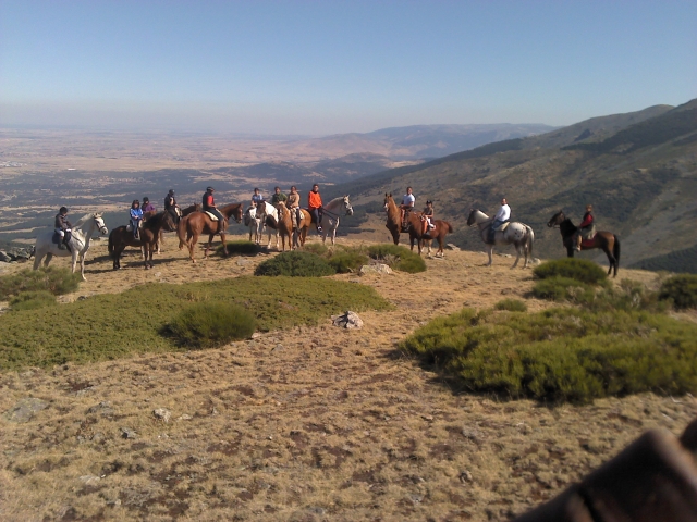  Caminhada pelas montanhas 