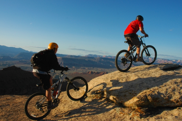  Possibilità di viaggiare in mountain bike alle Bardenas Reales 