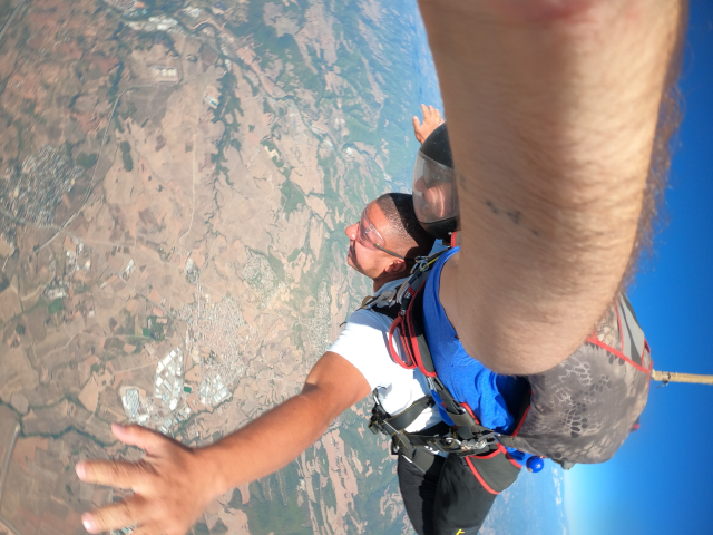 Avis de Isabel concernant Photos+vidéo de saut en parachute Handycam Barcelone