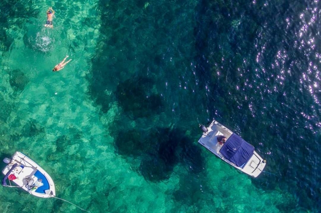  皮蒂乌萨岛的巴诺斯 