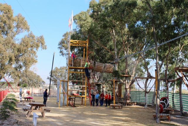  Zip line inside the facilities 