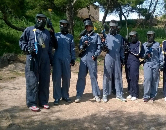 Protegidos con mascaras de paintball