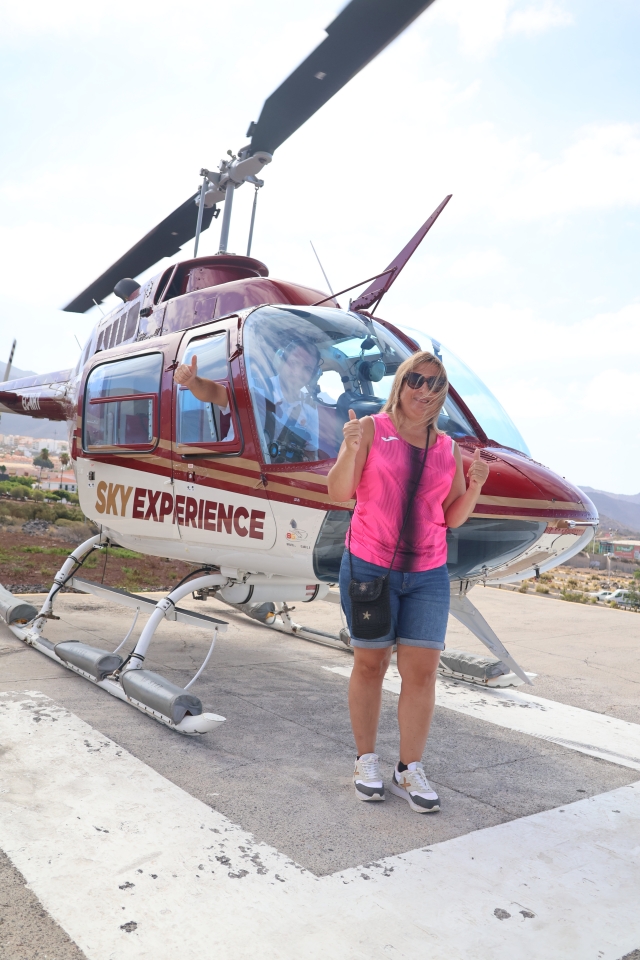 res_o-65643-paseo-en-helicoptero_de_maria-del-carmen-jorge-bello_img-3994_17568162559993.jpeg res_o-65643-paseo-en-helicoptero_de_maria-del-carmen-jorge-bello_img-3994_17568162559993.jpeg