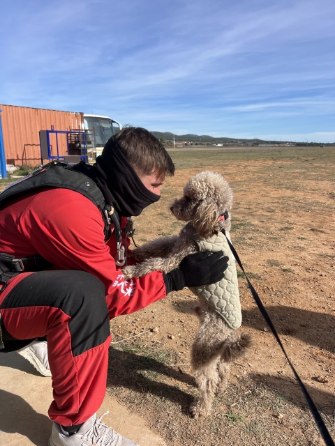 Bewertung von JESÚS Über Fallschirmsprung 4200m Fotos + externes Video Requena