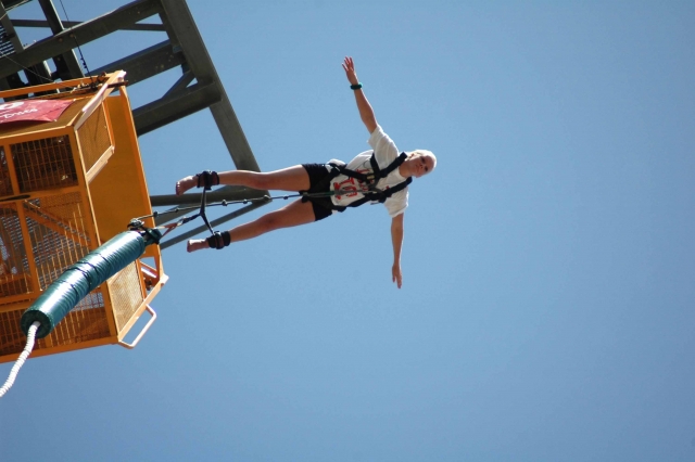  sauter dans le vide 