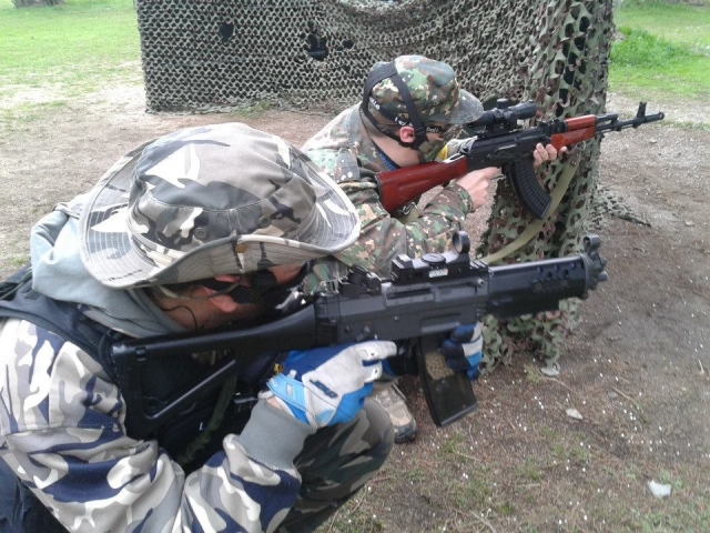  Aiming with replicas 