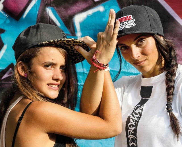 Alumna en el campamento de hip hop
