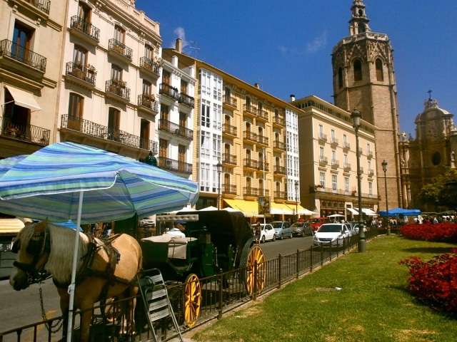 PLAZA DE LA REINA