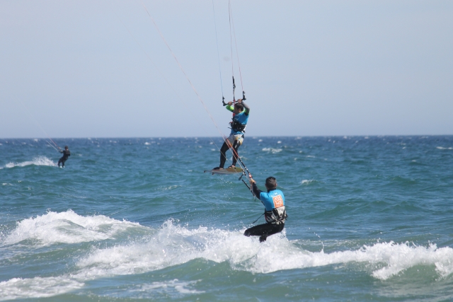 volando con las olas y el viento