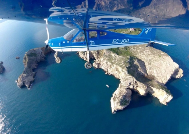 e-19696825-en-vuelo-sobre-la-costa-brava15151603232346.jpg