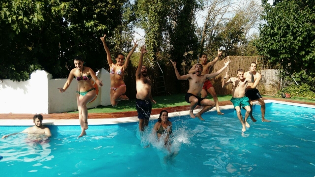  Na piscina em Málaga 