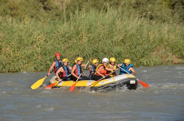  Rafting no acampamento em Málaga 
