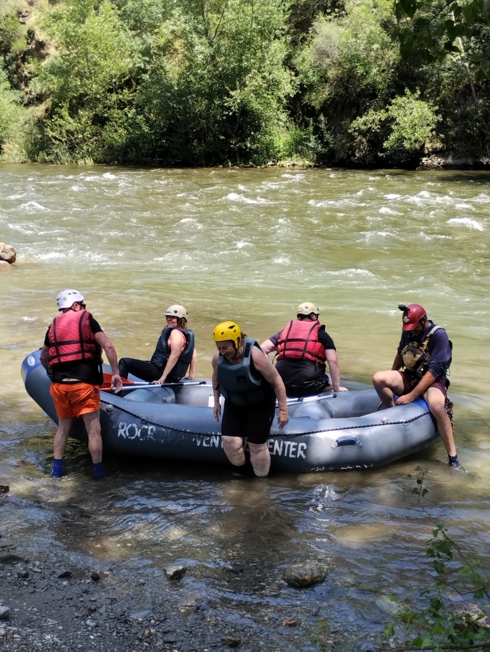 res_o-64738-rafting_de_puri-salgado_17515683324811.jpg res_o-64738-rafting_de_puri-salgado_17515683324811.jpg