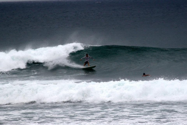 cogiendo olas