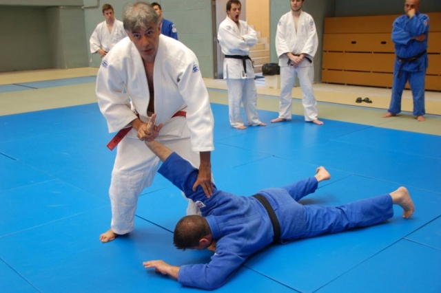 Aprendiendo judo de los mejores