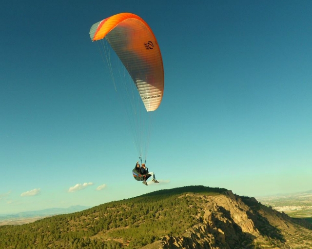  Survol de la colline 