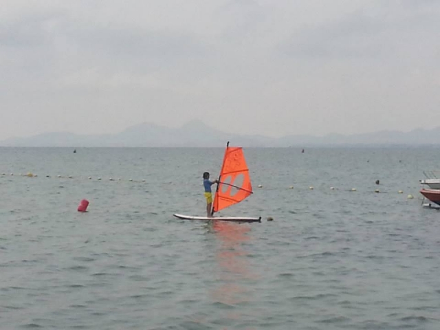  风帆冲浪 