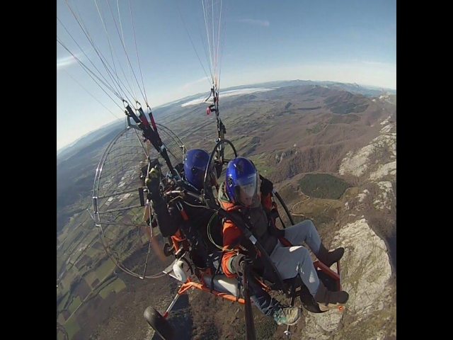 En las alturas con el paratrike