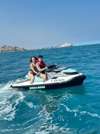 res_o-67323-motos-de-agua_de_sara-marin-pardo_17858499849176.jpeg