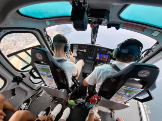 res_o-65426-paseo-en-helicoptero_de_dzmitry-mikhalkovich_17555529867373.jpeg