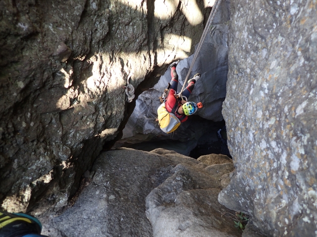  Getting down with a rope 