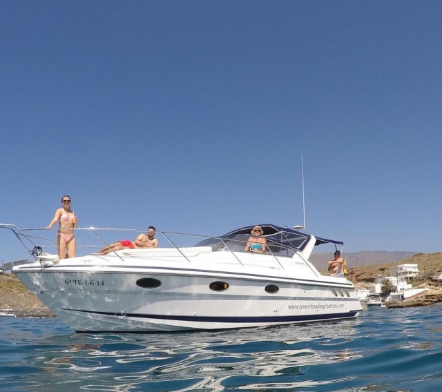 e-19705552-disfrutando-a-bordo-del-velero15695115346191.jpg