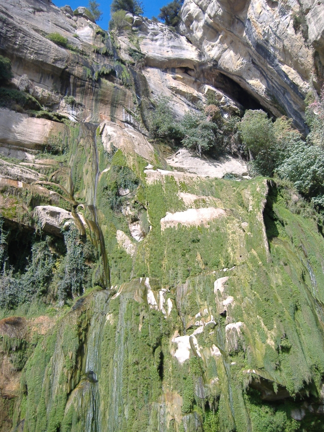  Dry waterfall 