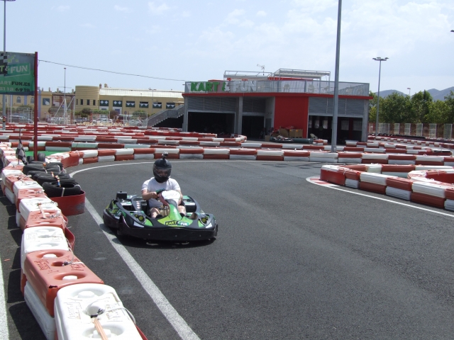 Trazando la curva en Malaga