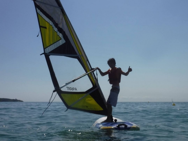 Controlando el equipo de windsurf