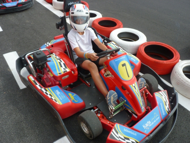  Children's karts 