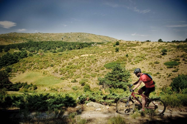  三个省份。阿维拉-塞戈维亚-马德里。走向圣拉斐尔的工程师之路。 