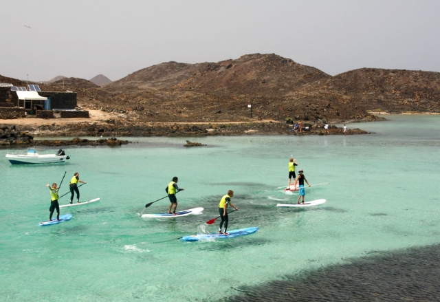  discovers the lagoons 