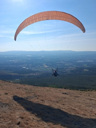 res_o-67322-parapente_de_maria-mercerdes-penas-peon_17858435486036.jpg