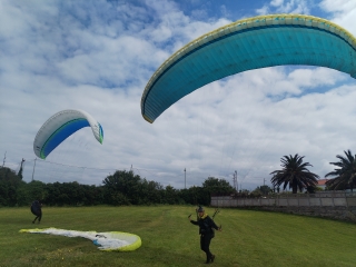 res_o-66815-parapente_de_laura-dago-rodriguez_17790516924219.jpg