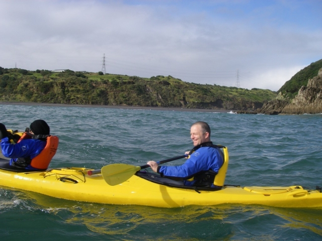 Kayak con chaleco salvavidas