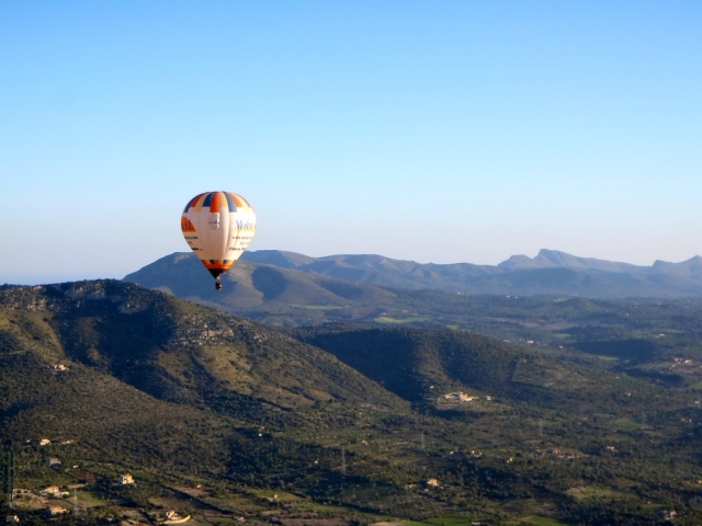 En globo por la sierra de Mallorca