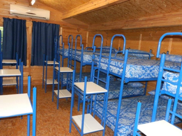 Habitaciones con literas azules