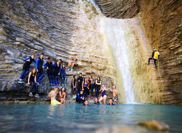Cascada hasta la poza