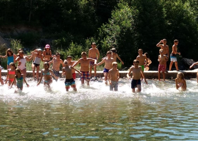 Refrescandose en el agua