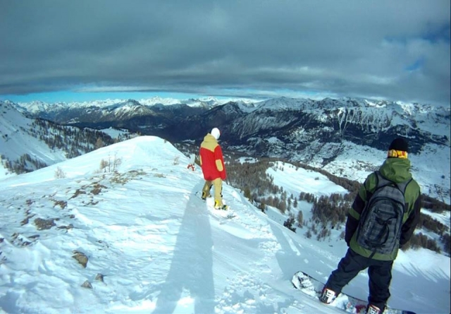 preparados para hacer snowboard
