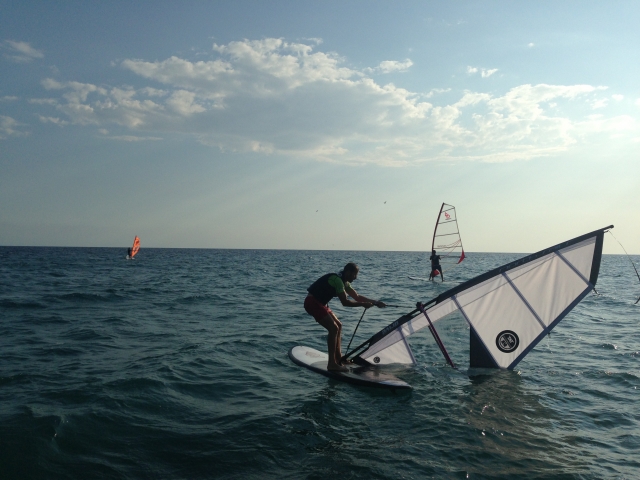 Curso de windsurf en playa granada