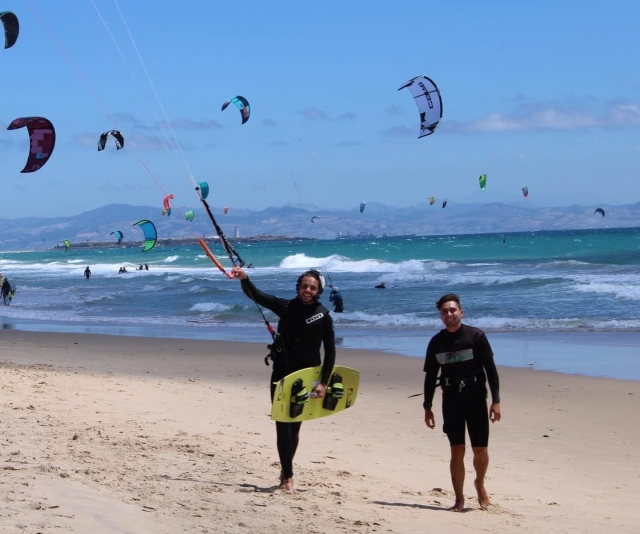 Kitesurfing on Oliva beach