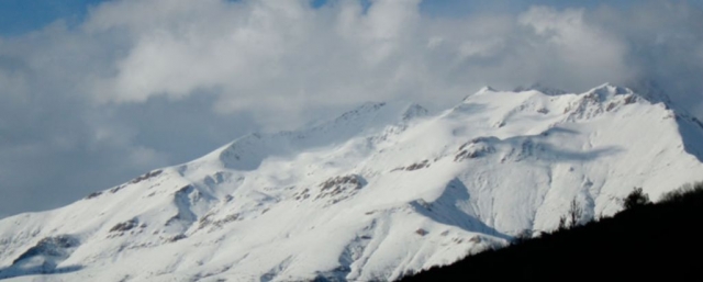  montagne pleine de neige