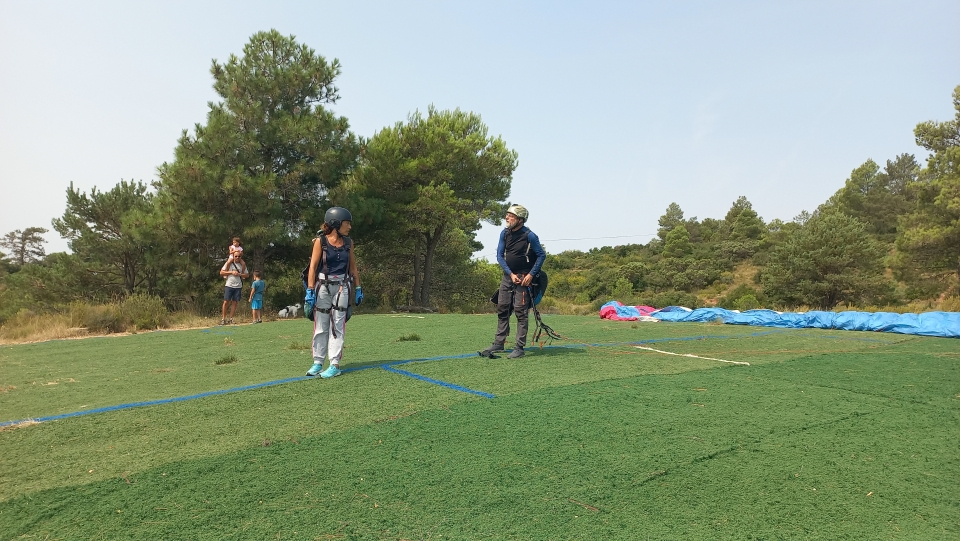 res_o-65960-parapente_de_valerie-et-philippe-rossel_17603441431237.jpg res_o-65960-parapente_de_valerie-et-philippe-rossel_17603441431237.jpg