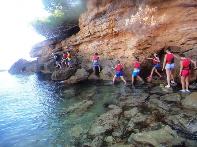  Excursion to the coves 