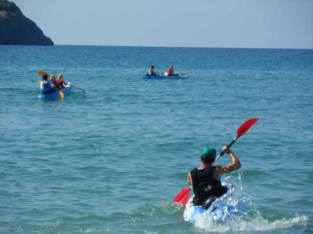  Navigazione con le nostre canoe per una e due persone