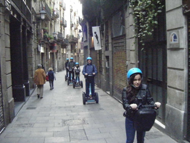  Segway per le strade della città 