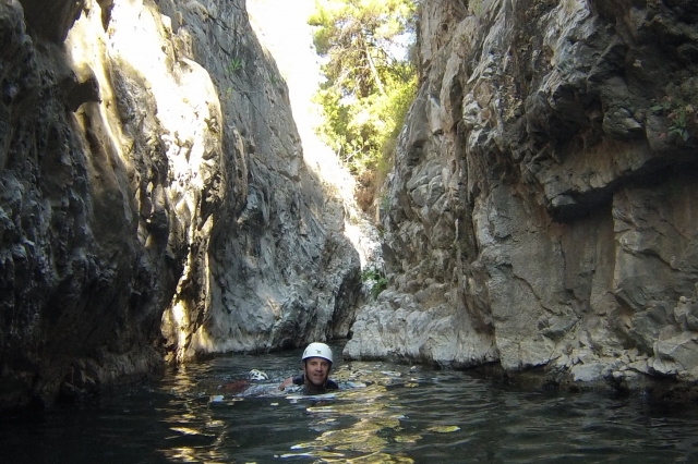 Nadando en el cañón
