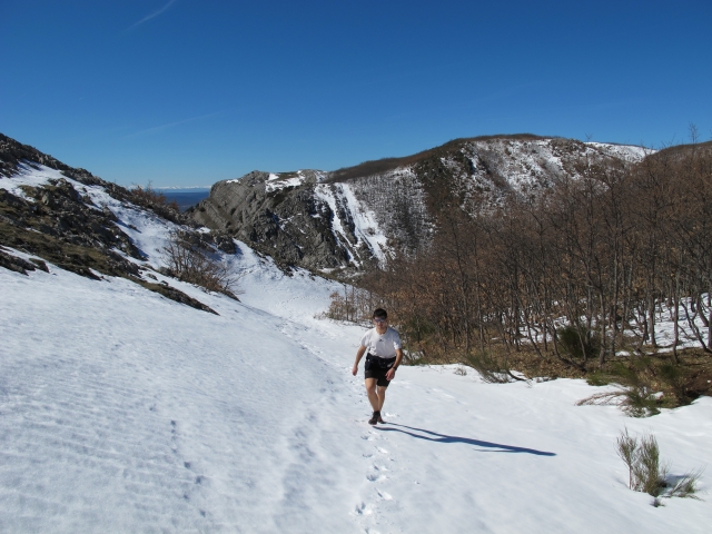 Caminando por la nieve